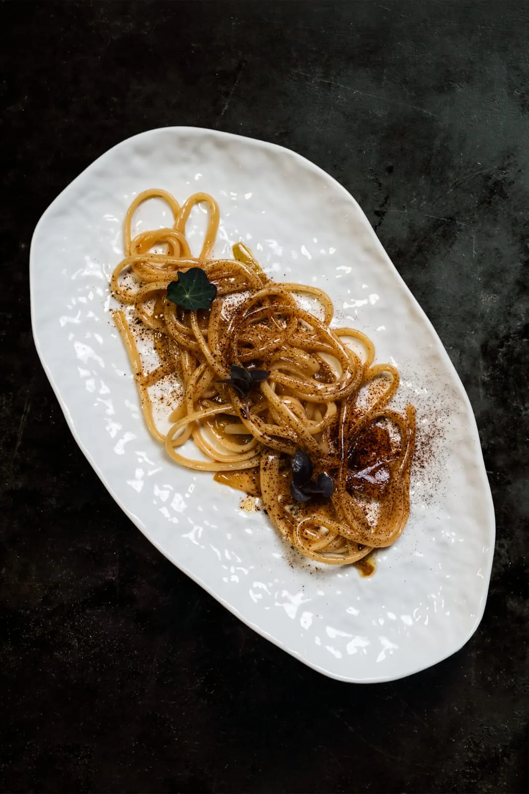 Linguina, beurre blanc, mela e cetrioli marinati